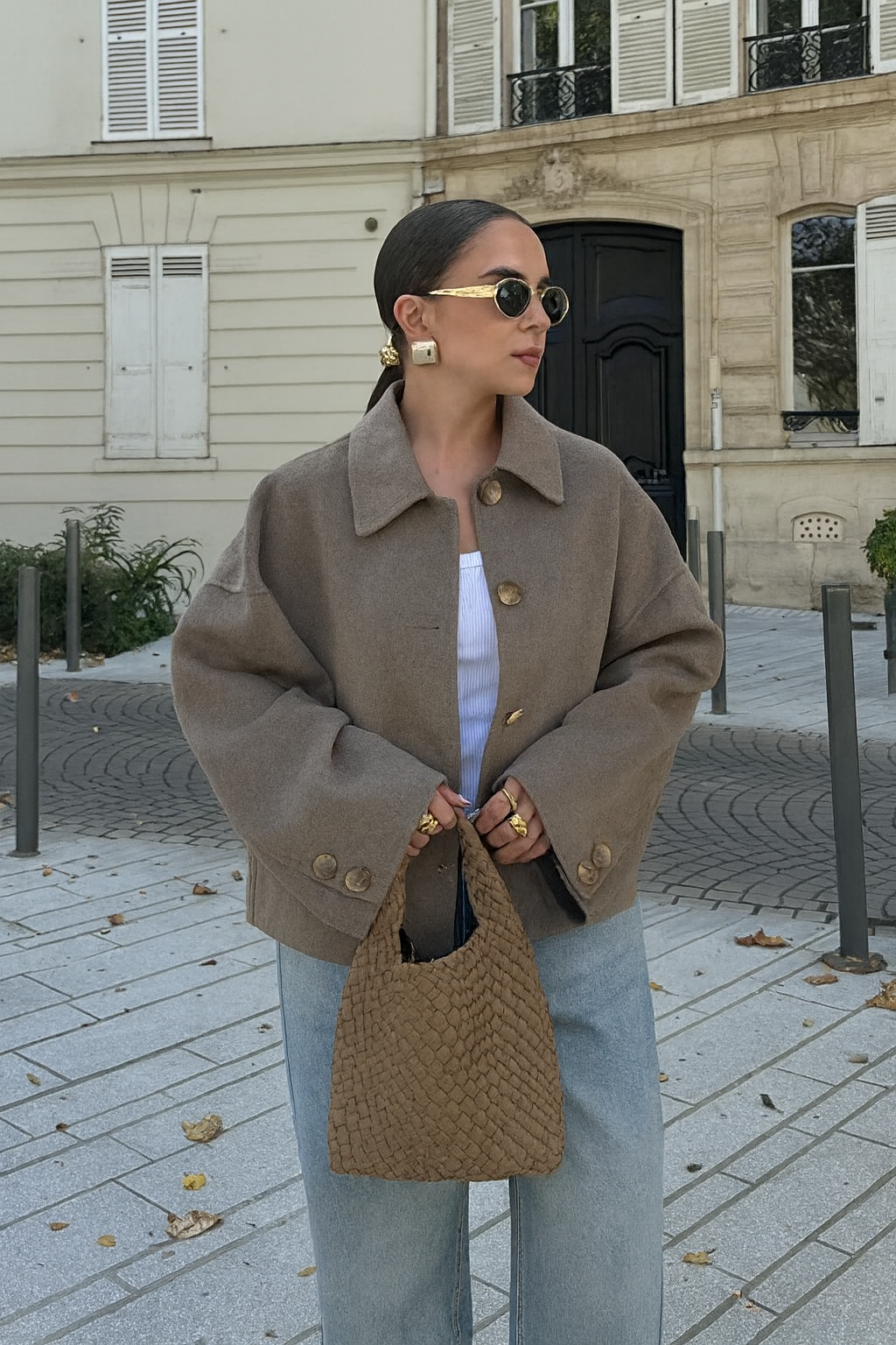 Boxy Cropped Wool Coat | Oversized Fit with Classic Collar | Stylish Layering for Winter 0