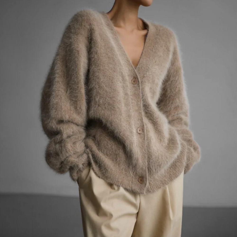 Elise Collection | Cashmere Sweater for Women with Flattering Fit | Luxurious Comfort for Every Occasion 0