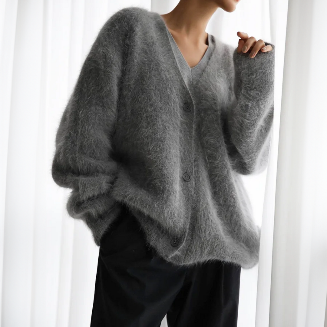 Elise Collection | Cashmere Sweater for Women with Flattering Fit | Luxurious Comfort for Every Occasion 2