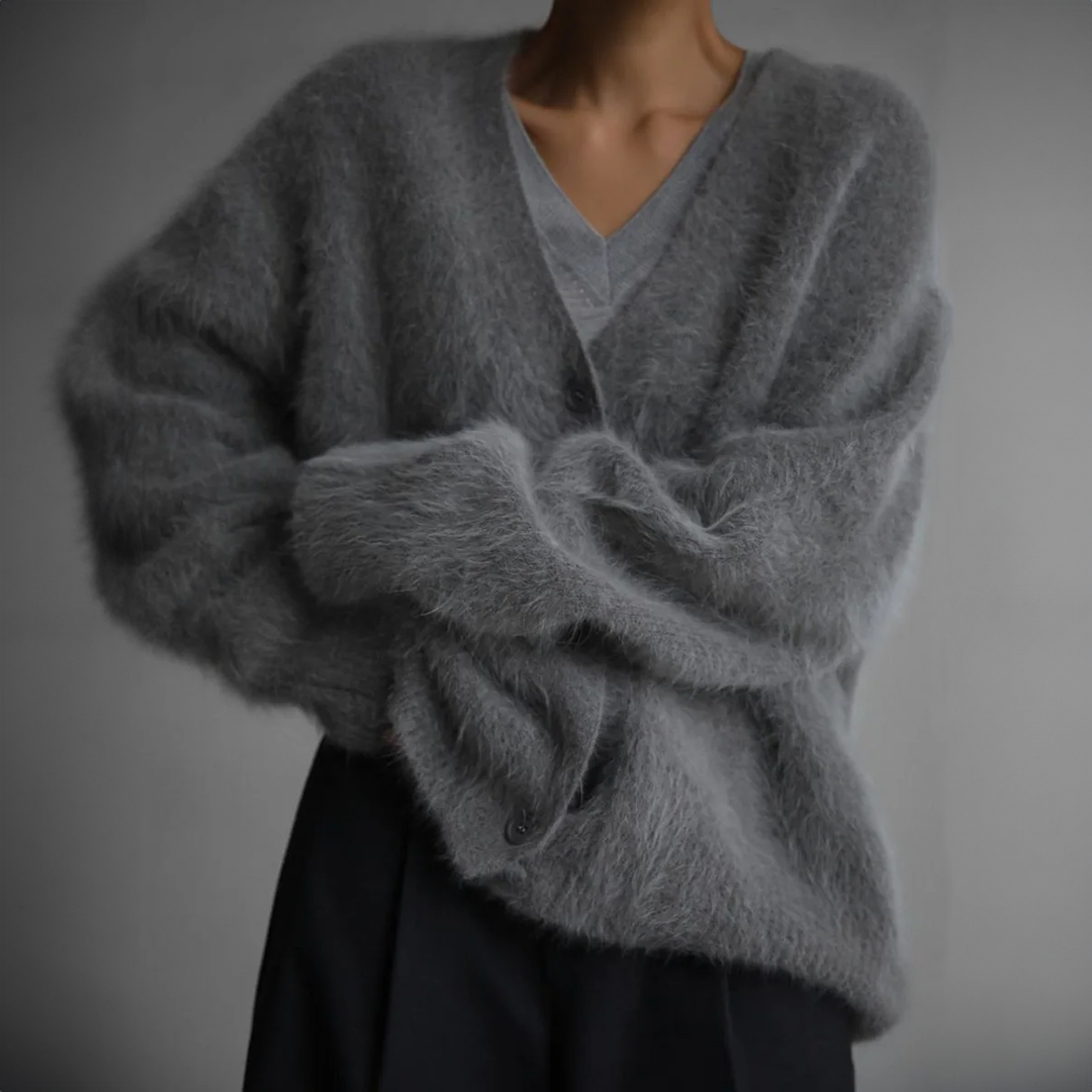 Elise Collection | Cashmere Sweater for Women with Flattering Fit | Luxurious Comfort for Every Occasion 4