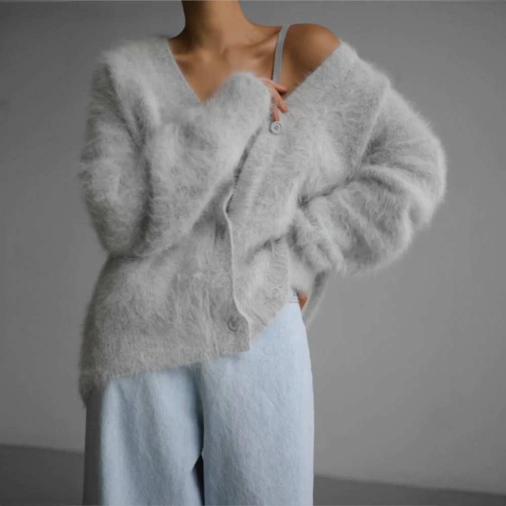 Elise Collection | Cashmere Sweater for Women with Flattering Fit | Luxurious Comfort for Every Occasion 7
